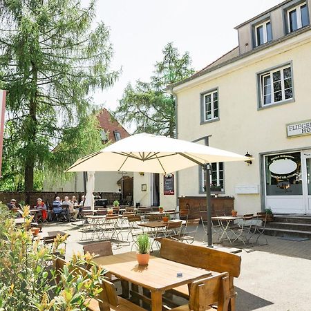 Fliegerhorst Hotel Dresden Buitenkant foto